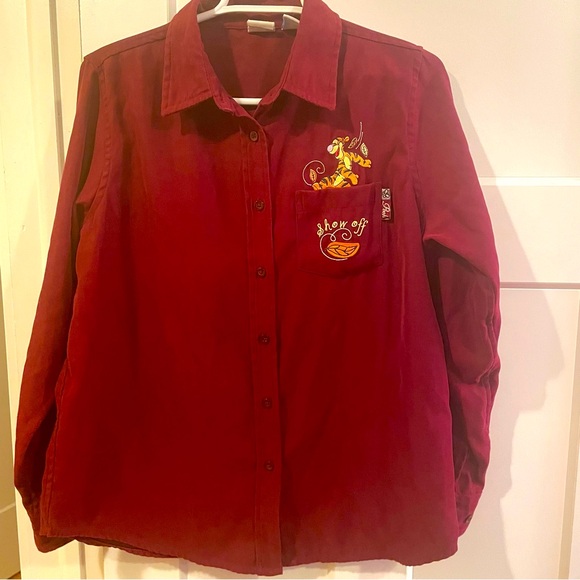 Vintage 90s Disney Embroidered Winnie the Pooh Button Down Shirt with Tigger - Picture 1 of 10